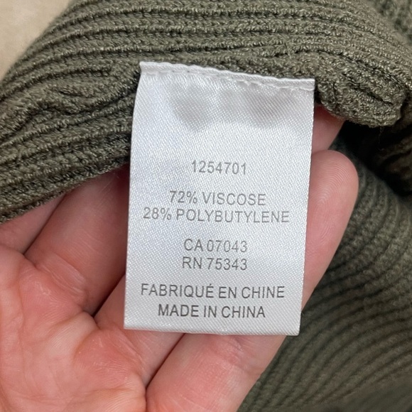 House of Harlow 1960 Ribbed Midi Skirt Olive Green Size S NWT - Picture 8 of 9